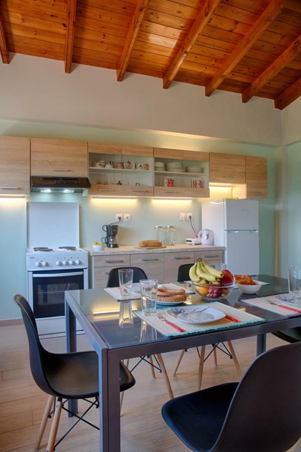 Modern Eco Friendly Villa Close To Town Pelekas Extérieur photo
