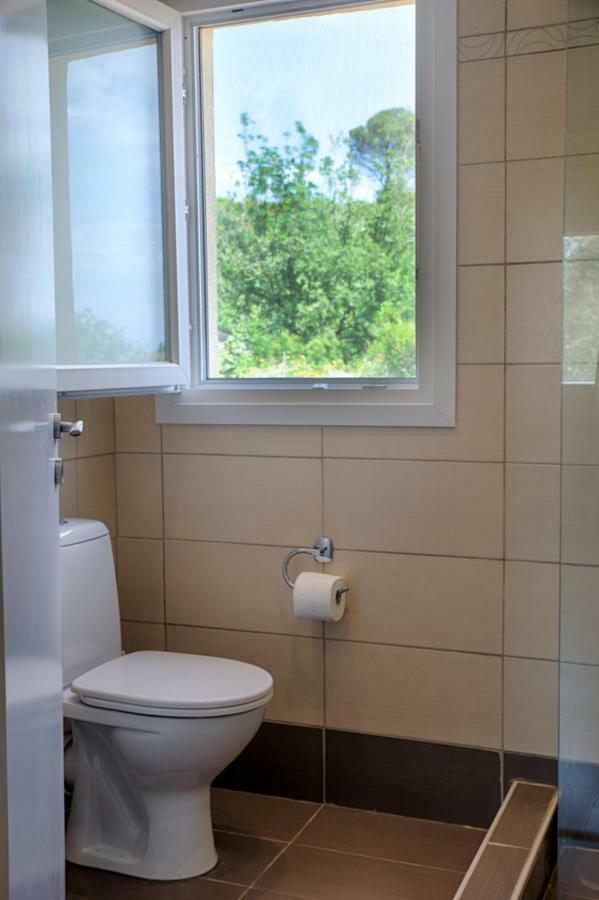 Modern Eco Friendly Villa Close To Town Pelekas Extérieur photo