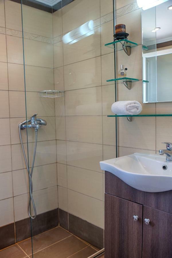 Modern Eco Friendly Villa Close To Town Pelekas Extérieur photo