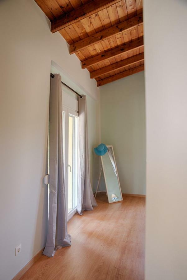 Modern Eco Friendly Villa Close To Town Pelekas Extérieur photo