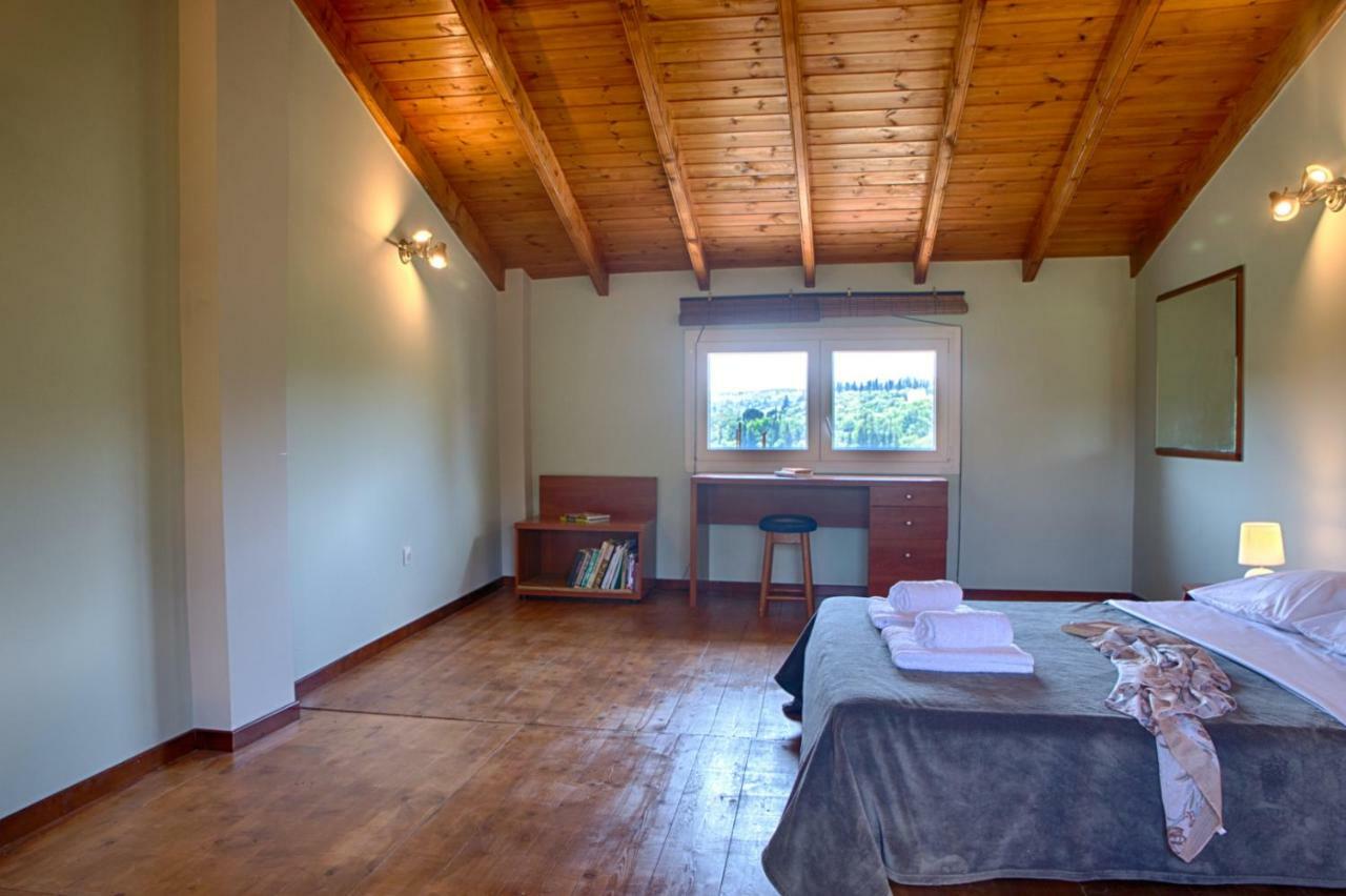Modern Eco Friendly Villa Close To Town Pelekas Extérieur photo